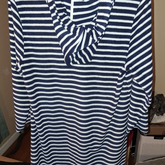 Lands' End Women's Blue Striped Swim Cover-Up - Picture 2 of 4